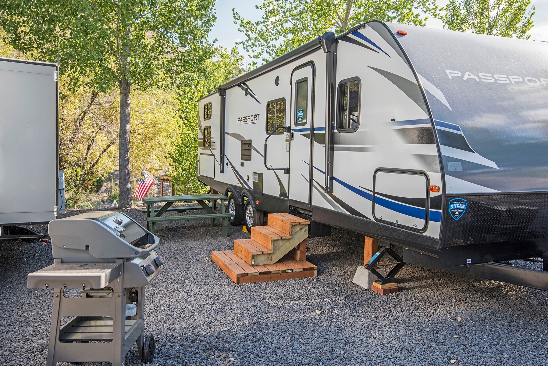 Fully Equipped RV Rentals Lake Simtustus Resort & Marina